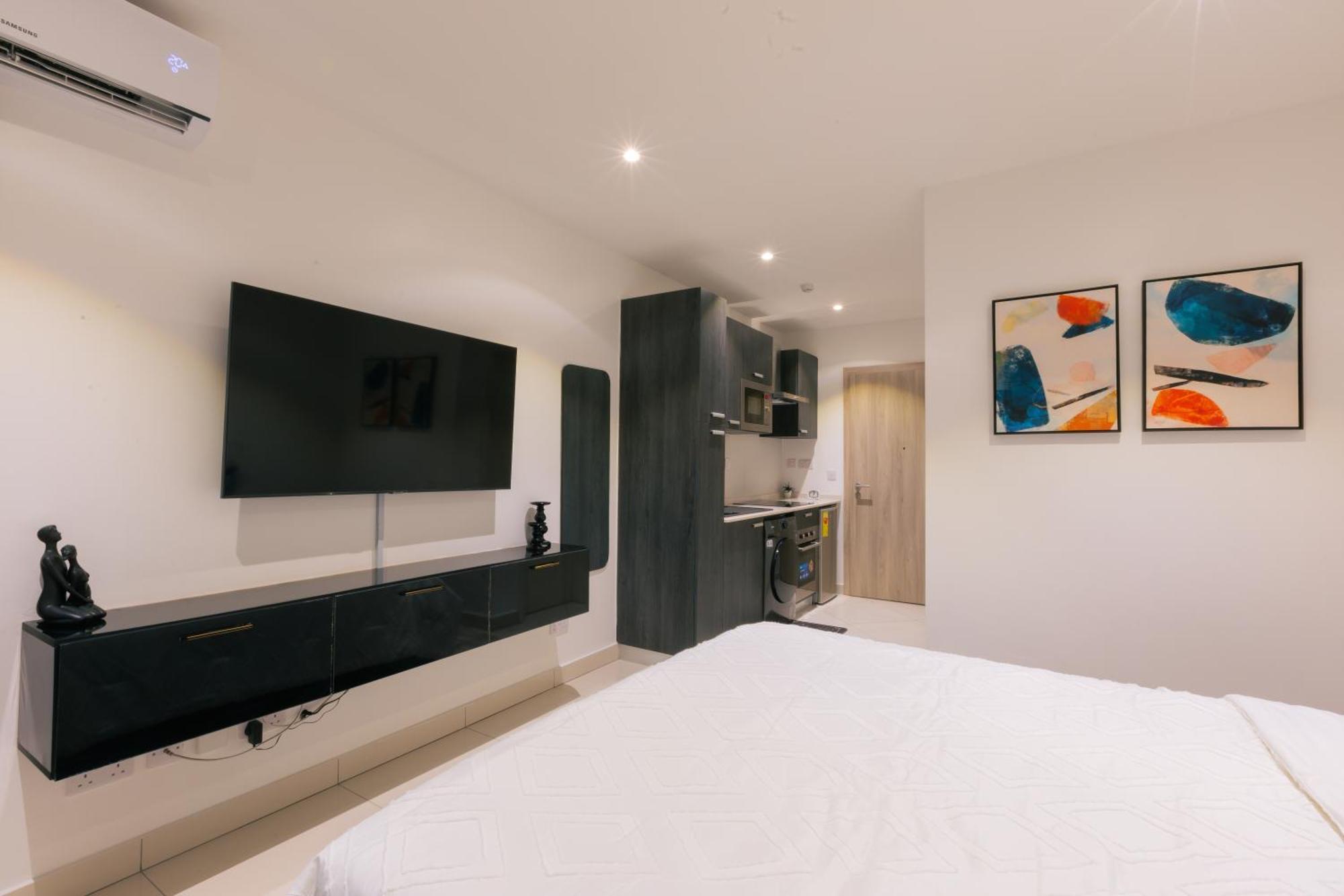 7 Minutes From The Airport - Chic Studio Accra Exterior photo